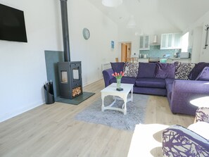 Living area - Cornel Clud (Cemaes Bay)