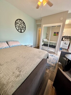 1 bedroom, iron/ironing board, free WiFi, bed sheets