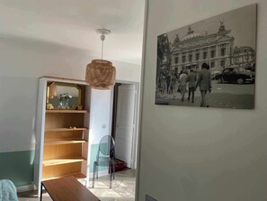 Interior - Charming 2 rooms near Basilica of Saint-Denis (Saint-Denis)