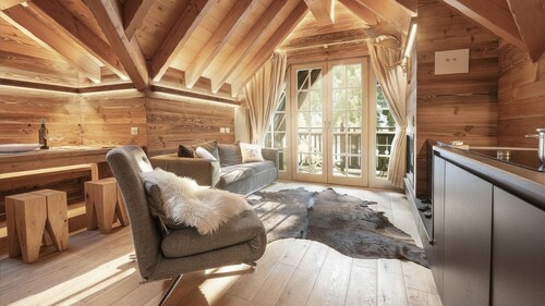 Alpen Chalet - Two Bedroom Apartment, Sleeps 6