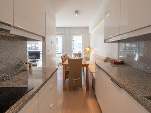 Apartment | Private kitchen - Apartment in Knokke-heist Near the Beach (Knokke-Heist)
