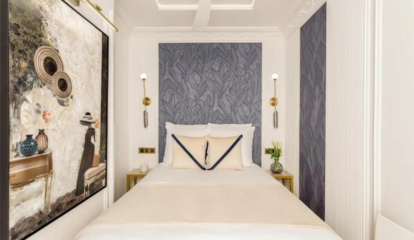 2 habitaciones, escritorio, tabla de planchar con plancha y wifi gratis 
