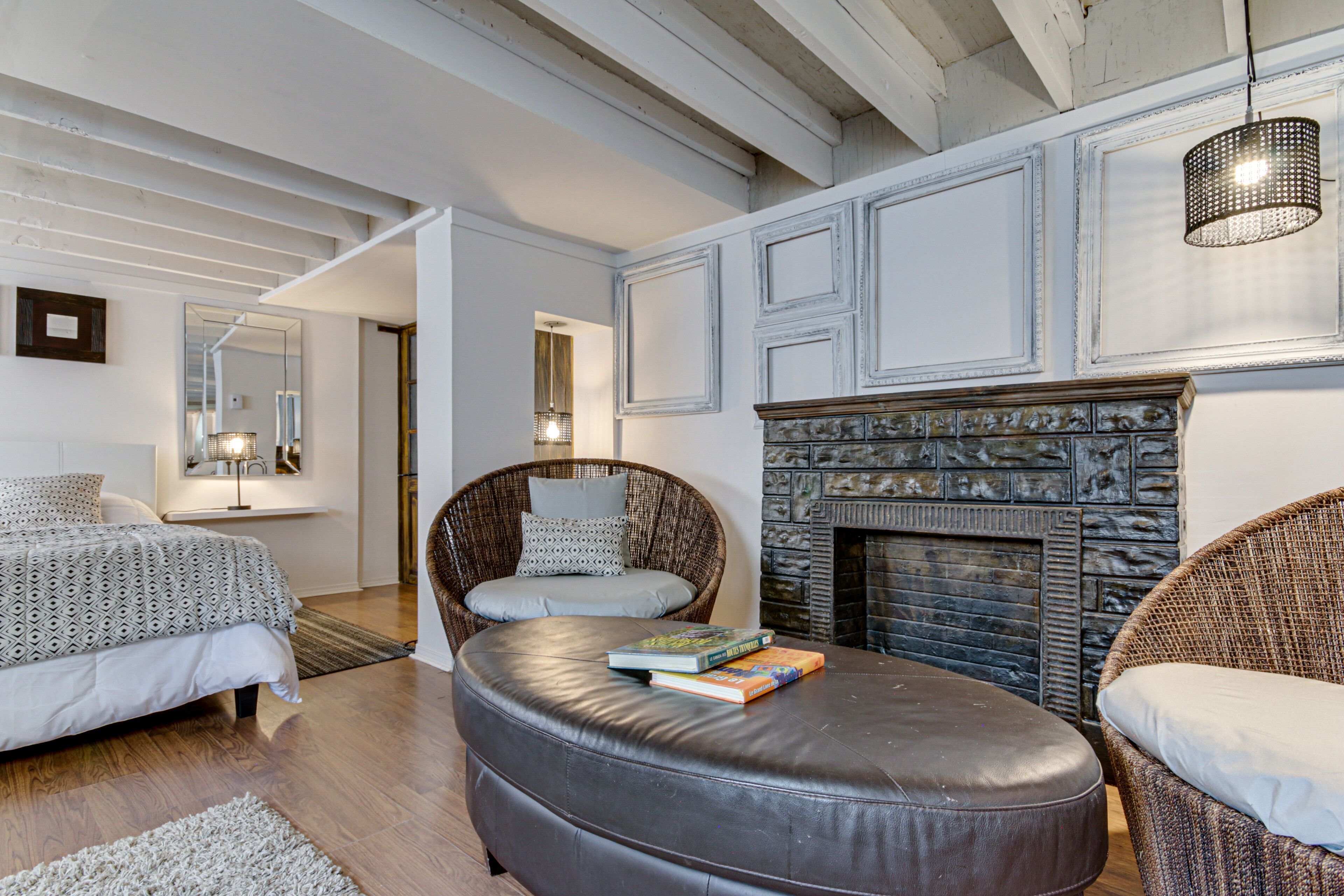 Family Room | Premium bedding, down comforters, free WiFi, bed sheets