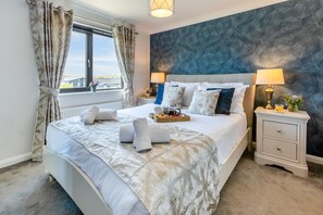 3 habitaciones, wifi gratis y ropa de cama 