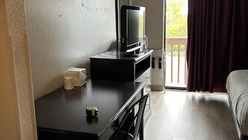 Standard Single Room, 1 Queen Bed | Desk, laptop workspace, blackout drapes, iron/ironing board