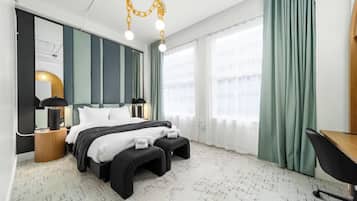 City Single Room | Laptop workspace, free WiFi