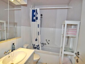Apartment | Badezimmer