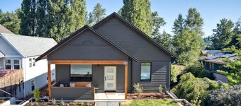 Pine guest suite in Fairhaven