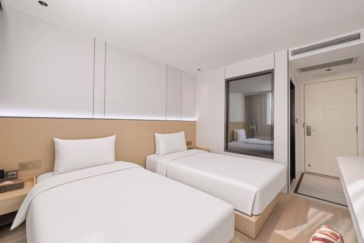 Guestroom (2 Beds)