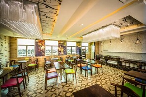 Dining - Pebble Motel (Fuzhou)