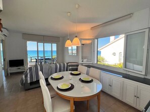 Dining - Sitges frente al mar (Sitges)