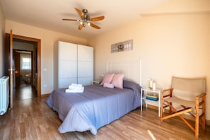 4 quartos, Wi-Fi, roupa de cama