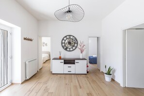 4 chambres, fer et planche à repasser, accès Internet, draps fournis