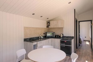 Private kitchen - Tiny House (San Martin de los Andes)