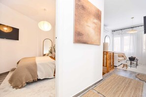 Bügeleisen/Bügelbrett, kostenloses WLAN, Bettwäsche