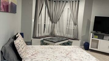 1 bedroom, iron/ironing board, WiFi, bed sheets