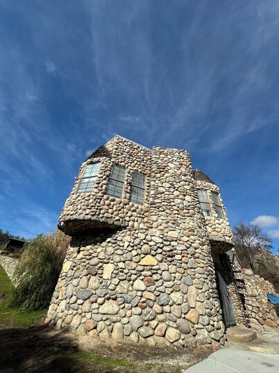 Enchanting Castle with Nature View to Relax