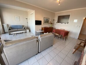 Living room - Studio in Knokke With Stunning Sea Views (Knokke-Heist)