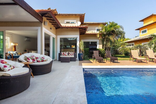 Basic Villa | Pool | Indoor pool - Bz71 Centro Linda casa Piscina privativa (Buzios)