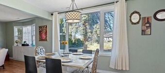 Vintage Wine Time in the heart of wine country!