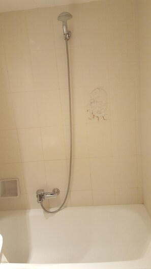 Hair dryer