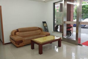 Unclassified image, 5 of 21, button - Wangpuda Hostel (Shanghai)