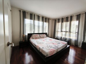 6 Schlafzimmer, Bügeleisen/Bügelbrett, WLAN, Bettwäsche