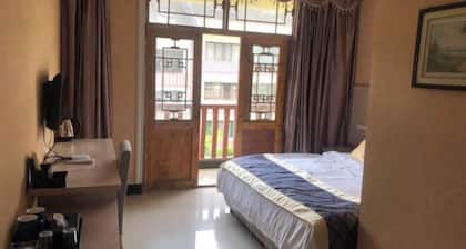 Shizhu Saiqike Hotel