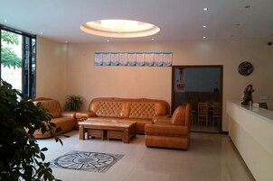 Lounge no saguão
