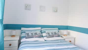 2 bedrooms, individually decorated, individually furnished