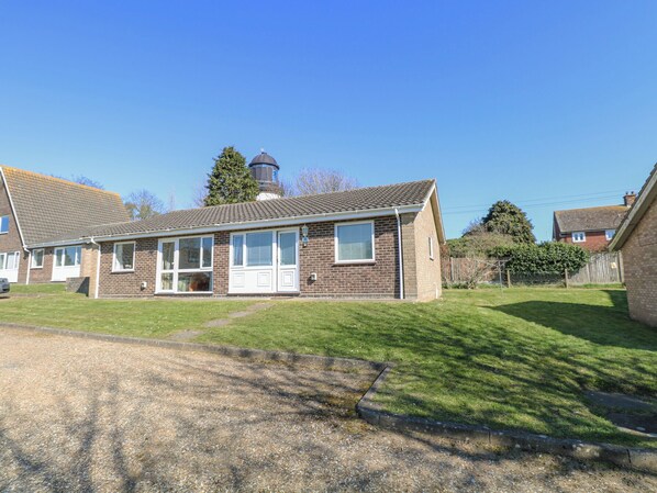 Exterior - Lighthouse View (Great Yarmouth)