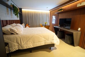 Suite estudio Deluxe, 1 cama Queen size y sofá cama | Vista desde la habitación