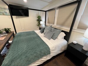 1 quarto, Wi-Fi de cortesia, roupa de cama