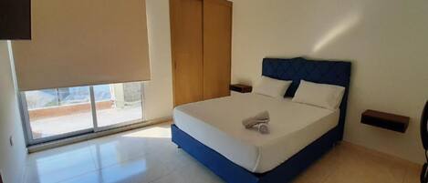 1 chambre, fer et planche à repasser, Wi-Fi, draps fournis