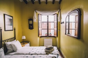 9 室のベッドルーム、アイロン / アイロン台、WiFi、ベッドシーツ