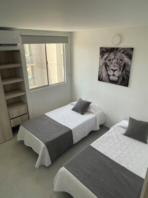 2 Schlafzimmer, Schreibtisch, WLAN, Bettwäsche