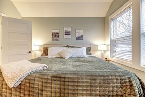 3 bedrooms, iron/ironing board, travel cot, free WiFi