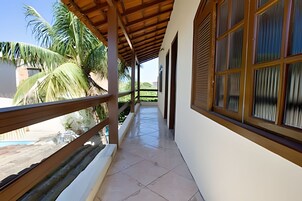 Vila | Detalhe da fachada