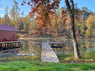 Dock To Do Little waterfront home w/dock & firepit