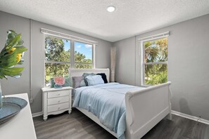 1 habitación, tabla de planchar con plancha, wifi y ropa de cama