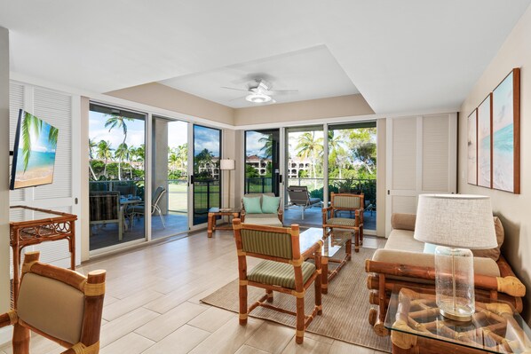 コンドミニアム ベッド (複数台) (Vista Waikoloa G203) | リビング エリア