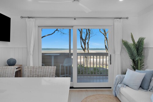 Newly Renovated Beachfront Villa with Ocean Views