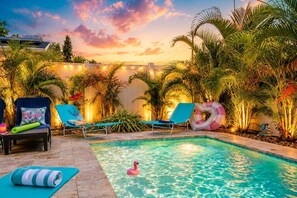Outdoor pool, a heated pool