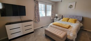 2 chambres, fer et planche à repasser, Wi-Fi, draps fournis