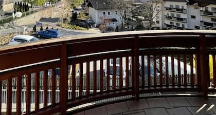 Apartment Barbara -Central in Schenna, hiking & relaxation for couples & families