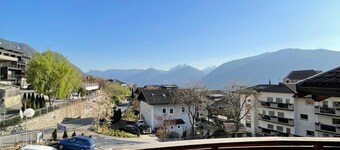 Apartment Barbara -Central in Schenna, hiking & relaxation for couples & families