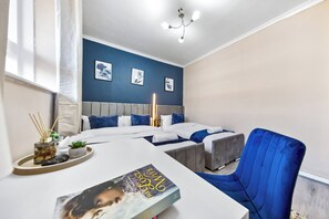2 bedrooms, iron/ironing board, free WiFi