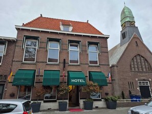 Fachada da propriedade