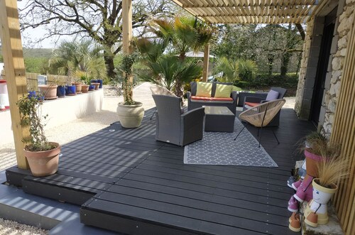 Fully renovated farmhouse in a quiet location