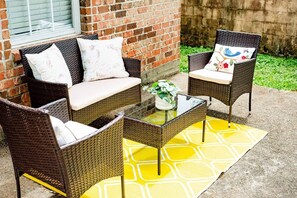 Terrace/patio - Hometown Hideaway King Suite (Broussard)